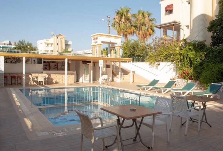 Hotel apartamentowy Side
