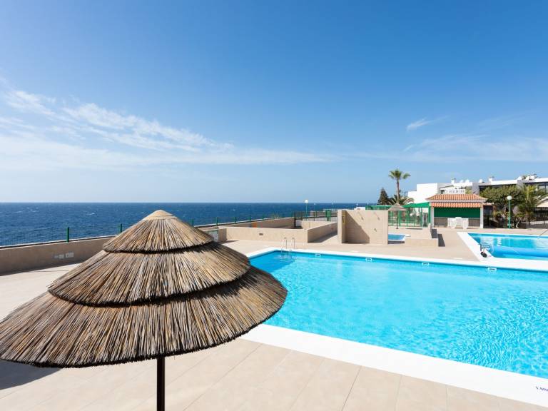 Ferienwohnung mit Pool in Costa del Silencio, Teneriffa f&uuml;r max. 6 Personen