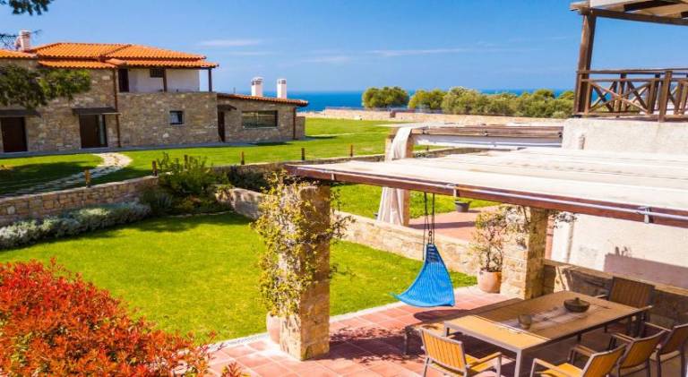 House with yard, BBQ & terrace | Pets are welcome in Kas