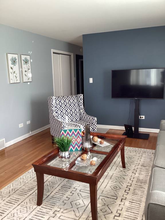 Condo Evergreen Park