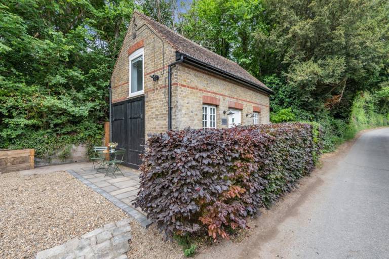 1 Bed in Luddesdown oc d32118