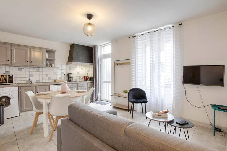 Rental apartment with 1 room for 4 persons — photo 3