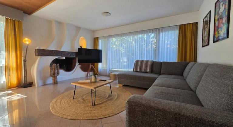 Villa with 4 rooms for 8 persons in Geneva