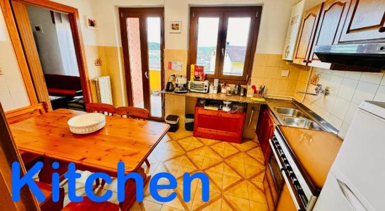 Rental apartment with 4 rooms for 10 persons — photo 3