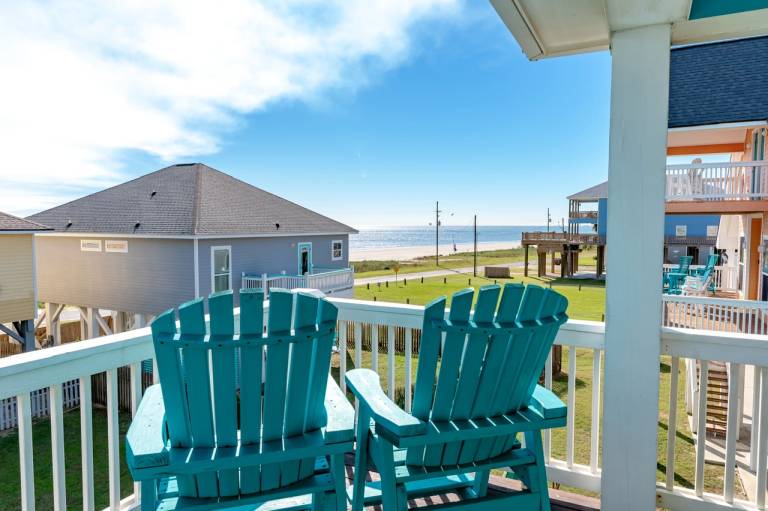 House with yard & barbeque | Beach view | Dogs allowed — photo 3