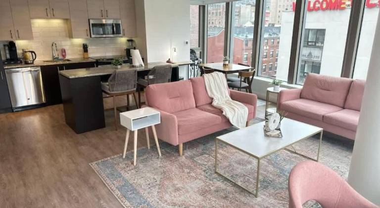 Fully equipped holiday apartment with barbeque | Next to Beacon Hill | Pet-friendly — photo 3