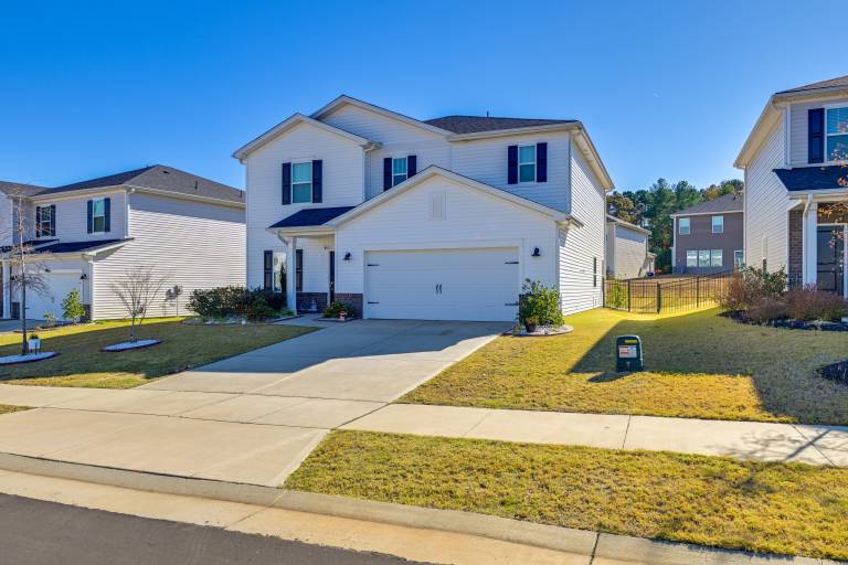 Pool Access + Patio: Quiet Home Near Lake Norman — photo 3