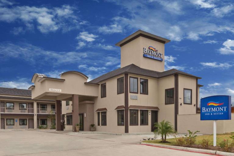 Baymont by Wyndham Bryan College Station in Bryan, TX