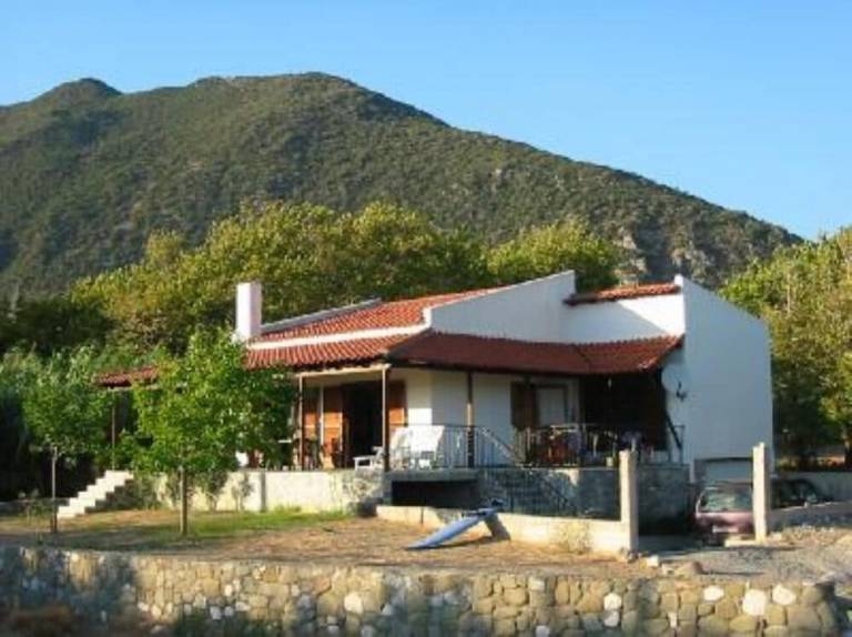 σπίτι  Agios Polikarpos