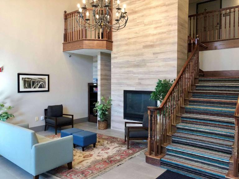 Country Inn & Suites by Radisson Bismarck Waterpark — photo 3