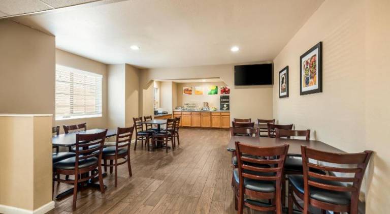 Quality Inn & Suites near NAS Fallon — photo 2