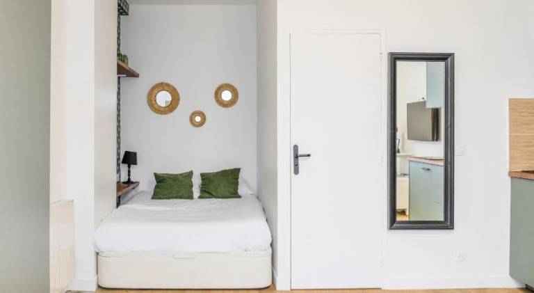 Rental apartment with 1 room for 4 persons in Clichy