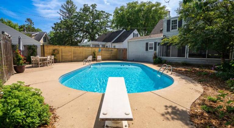 Vacation home with pool | Perfect for remote work | Pet-friendly in Brooklyn Center, MN