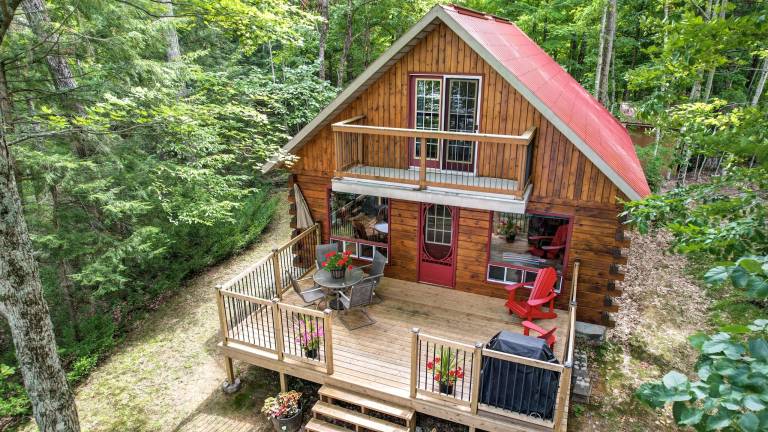 Cabin  Bancroft