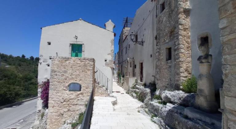 Vacation home with 2 rooms for 5 persons in Rodi Garganico