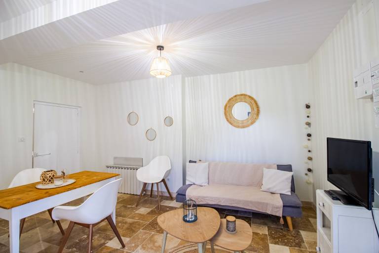 Apartment 'Gîte La Pierre' with Wi-Fi — photo 2