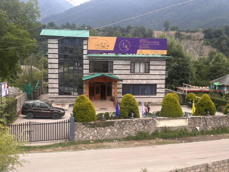 Luxe Signature in Manali