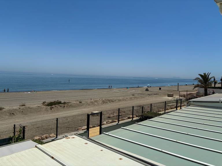 Vacation Home "Beach House El Saladillo" with Sea View, Private Tennis Court & Wi-Fi — photo 3