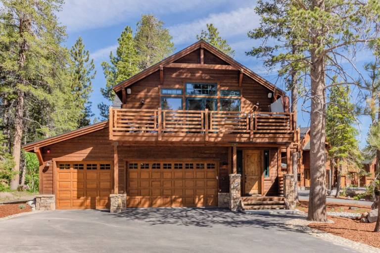 House Mammoth Lakes