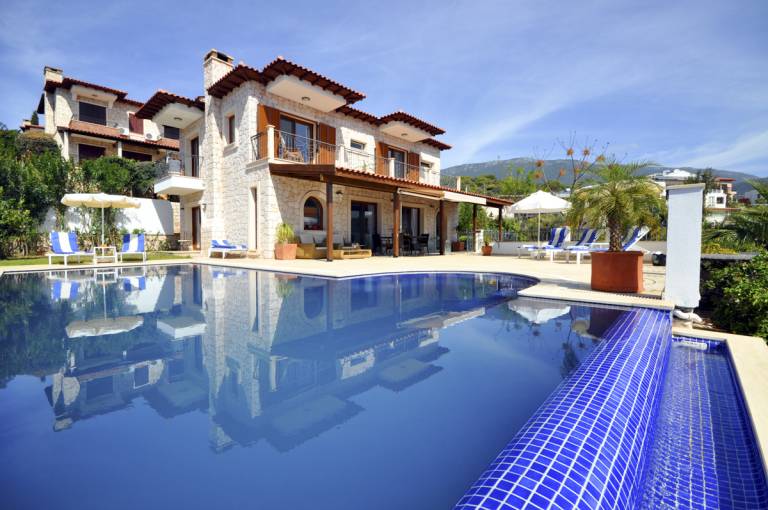 Villa Castelrosso