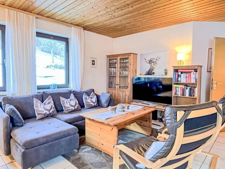 Holiday apartment with patio, yard & sauna — photo 3