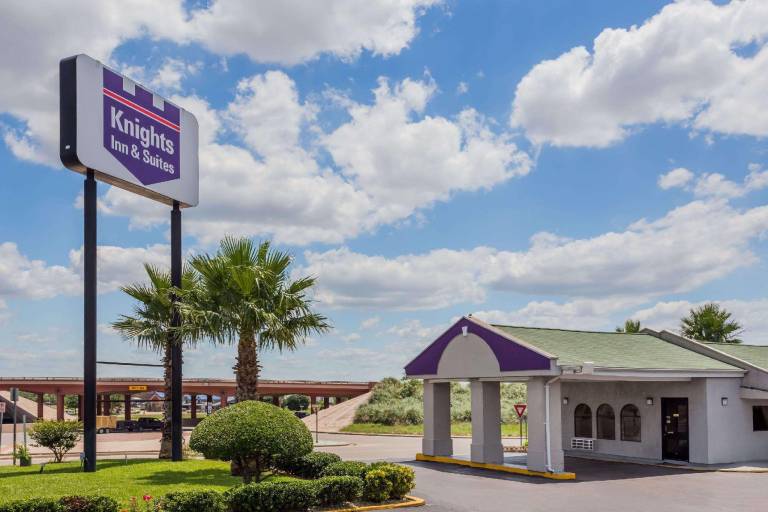 Knights Inn Franklin Ave Waco TX in Waco, TX