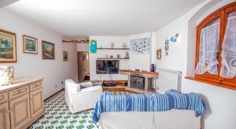 Apartment with 4 rooms for 8 persons — photo 2
