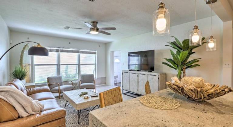 Walkable Florida Duplex 2 Blocks to Cocoa Beach! — photo 2