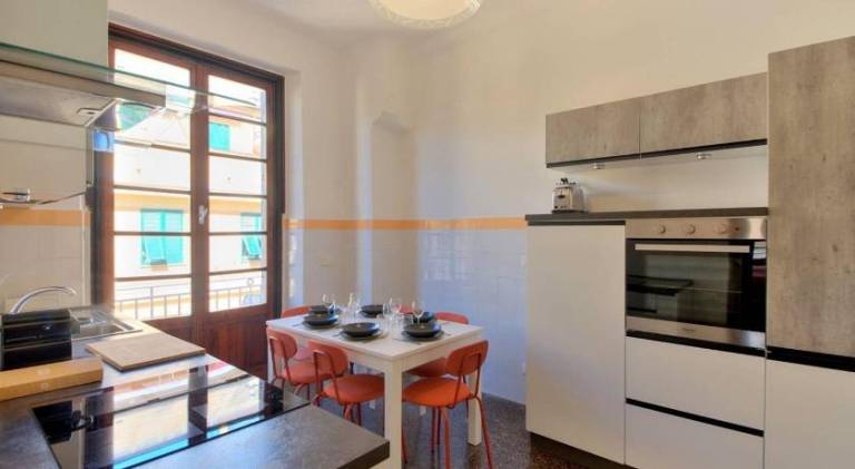 Holiday apartment with 2 rooms for 6 persons — photo 3