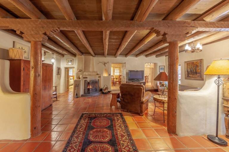 House Taos
