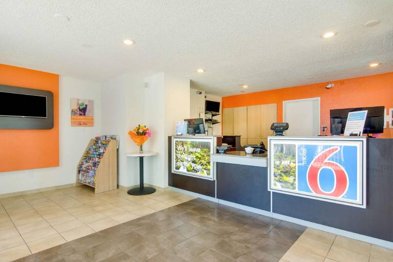 Motel 6 Tacoma, WA - Fife — photo 4