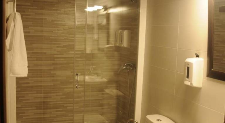 Apartment with 2 rooms for 5 persons — photo 2