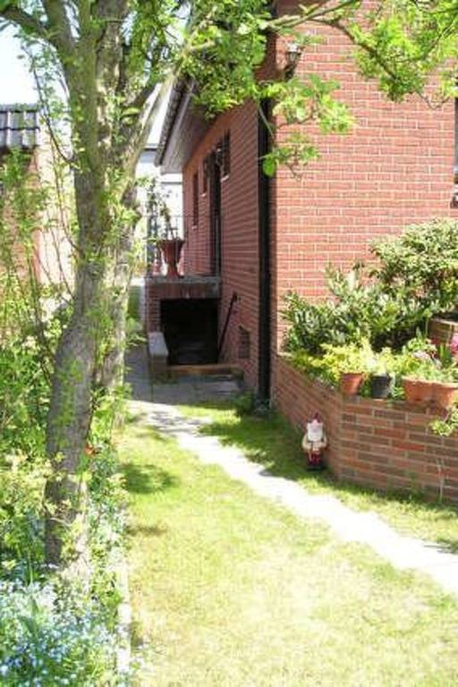 Fully equipped rental apartment with yard | Dogs allowed — photo 3