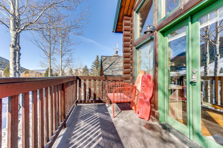 Cozy Mountain Condo Across From Snow King Ski Mtn! — photo 2