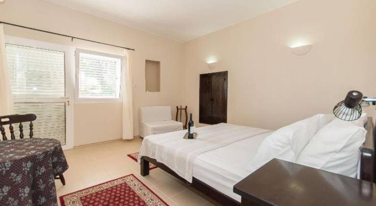 Holiday apartment with 1 room for 2 persons in Brela