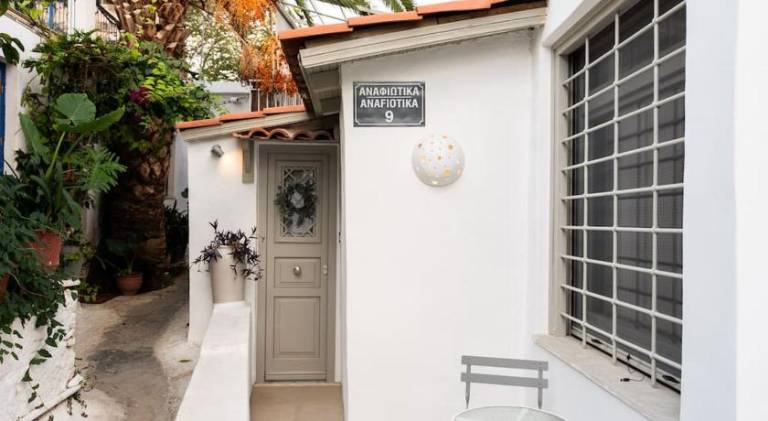 Villa | Near Acropolis of Athens | Pets are welcome in Athens