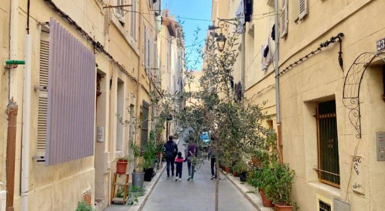 Apartment | Near Marseille Cathedral | Dogs allowed — photo 5