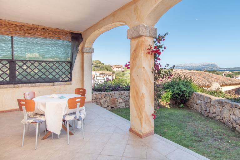 Holiday home 'Sardegnaot vista mare piscina e spa' with Pool and Whirlpool — photo 3