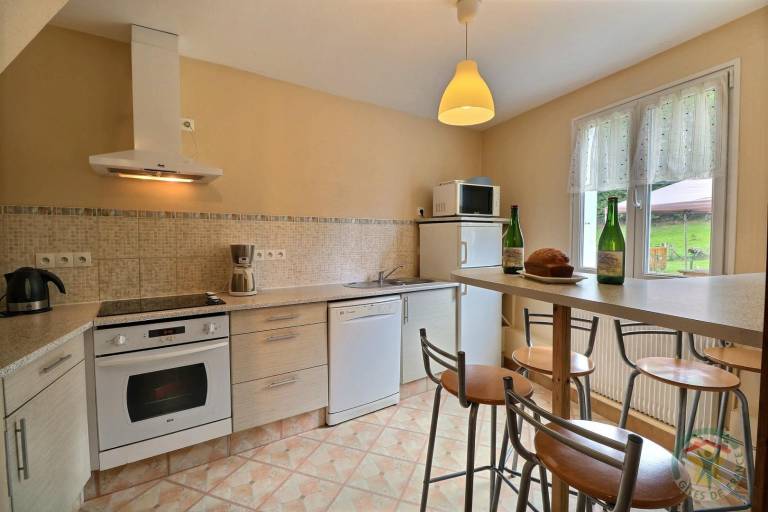 Pleasant gite with patio, BBQ & yard | Pets are welcome — photo 2