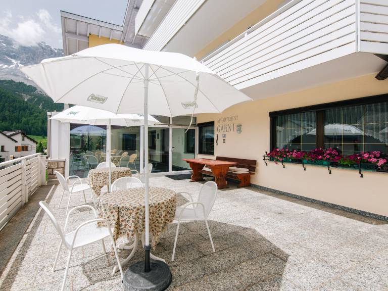 Holiday apartment with terrace, sauna & yard | Mountain view — photo 2