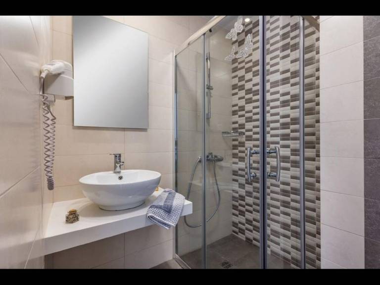 Wonderful holiday apartment with terrace | Next to the beach | Pets allowed — photo 2
