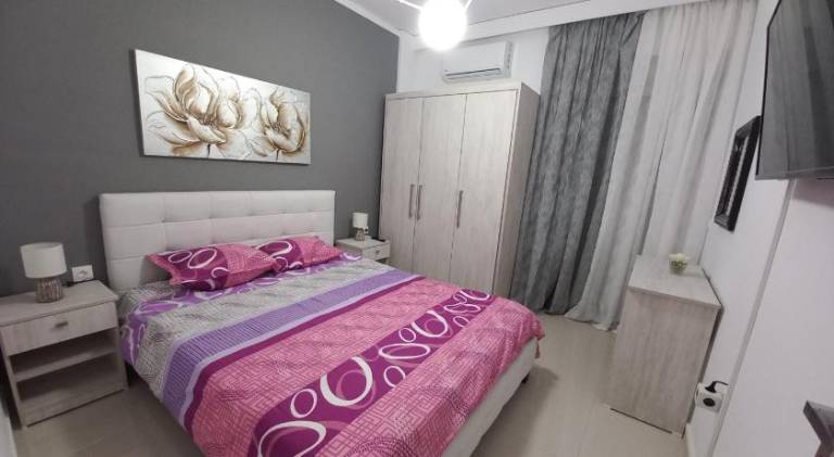 Apartment with 2 rooms for 5 persons — photo 2