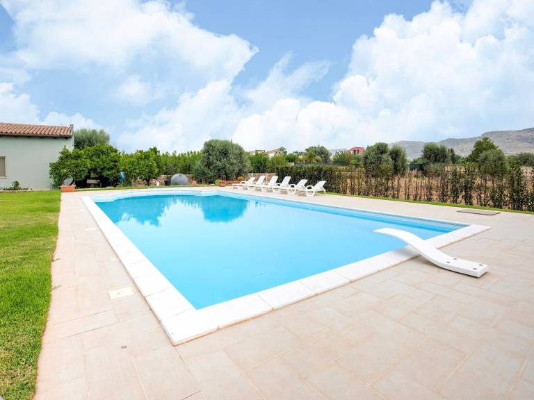 Villa Germano with Pool, Mountain View, Wi-Fi & Air Conditioning — photo 4