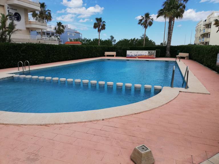 Family-friendly rental apartment with patio, pool & garden | Close to the beach | Pets allowed in València