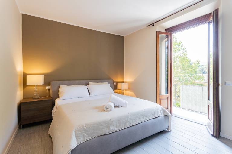 Ferienwohnung mit Hund in Cernobbio für max. 4 Personen Ferienwohnung mit Hund in Cernobbio für max. 4 Personen