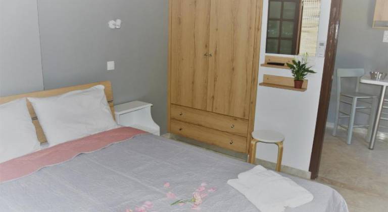 Stellar Apartments II in Platanias