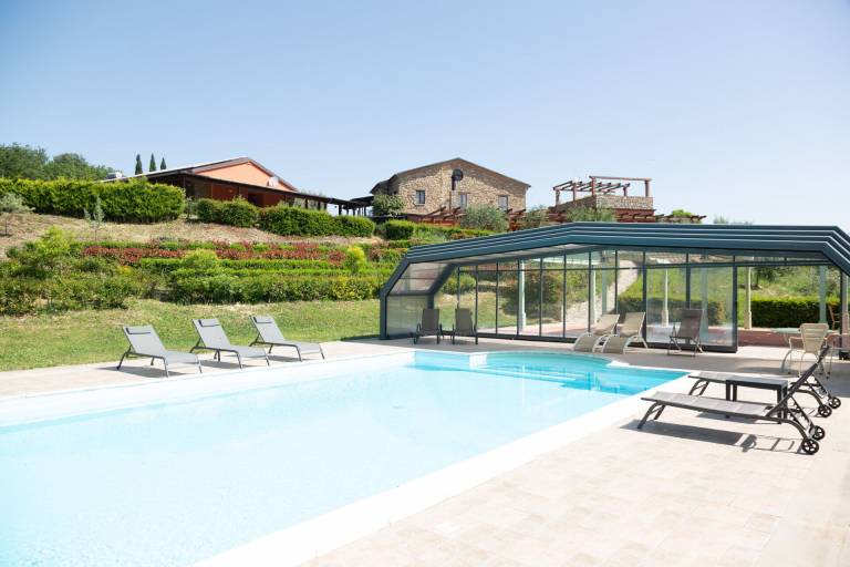 Fully equipped beautiful villa with barbeque, pool & terrace | Panoramic view | Pets allowed — photo 3