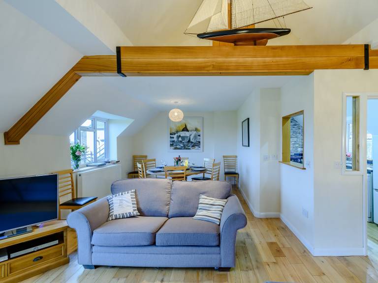 Cottage with BBQ & garden | River view — photo 2