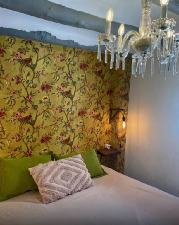Bed & Breakfast  Enciso