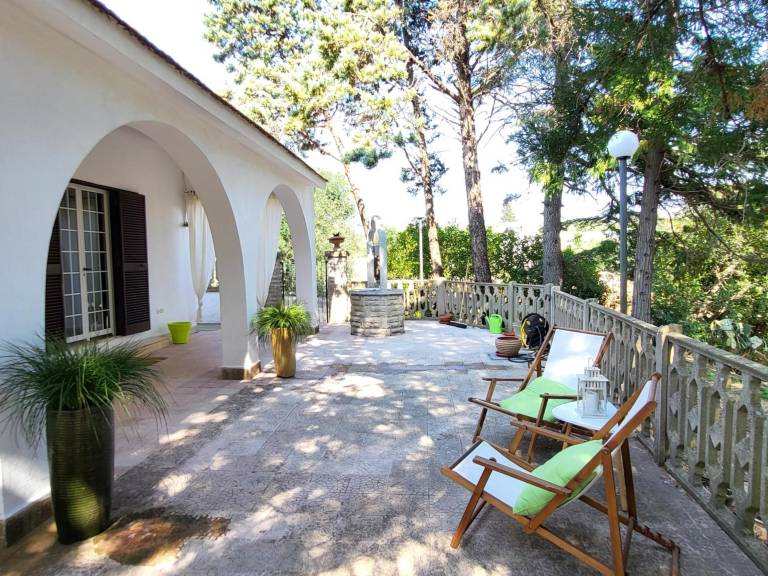 Villa with garden, hot tub & terrace | Garden view in Ostuni